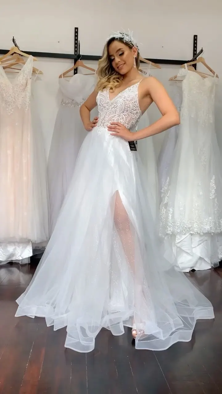 Clienta de PACADI con su vestido