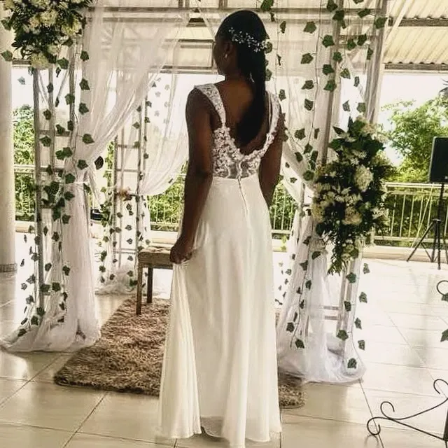 Clienta de PACADI con su vestido
