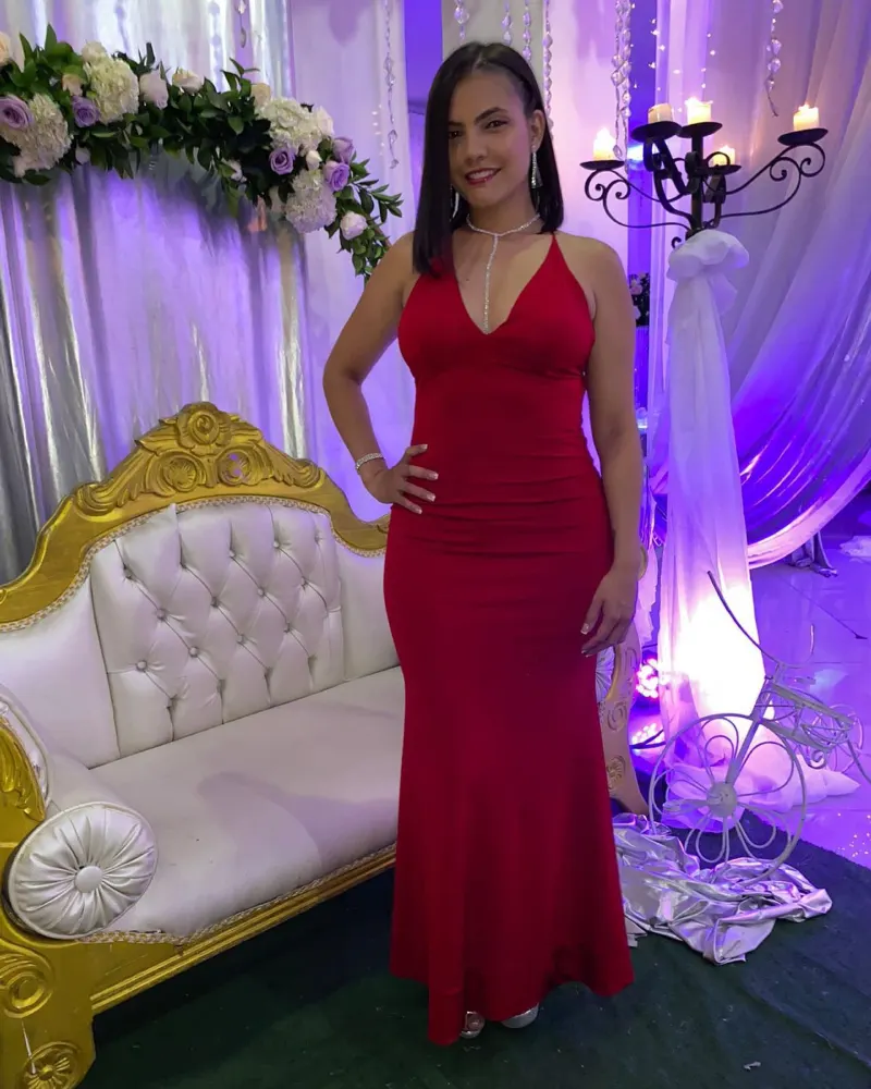 Clienta de PACADI con su vestido